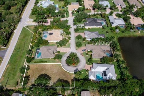 Купить земельный участок в Виро-Бич, Флорида № 1141382 - фото 2