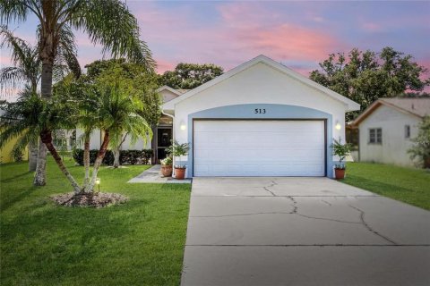 Villa ou maison à louer à Saint Cloud, Floride: 3 chambres, 96.8 m2 № 1371452 - photo 1