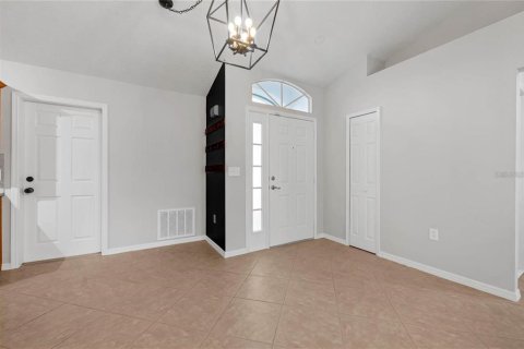 Villa ou maison à louer à Saint Cloud, Floride: 3 chambres, 96.8 m2 № 1371452 - photo 7