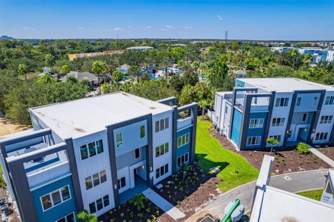 Condominio en venta en Kissimmee, Florida, 5 dormitorios, 251.11 m2 № 795635 - foto 25