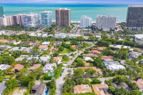 Condo in Bay Harbor Islands, Florida, 2 bedrooms  № 1152299 - photo 8