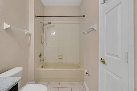 Adosado en venta en Kissimmee, Florida, 2 dormitorios, 140.47 m2 № 1273849 - foto 25