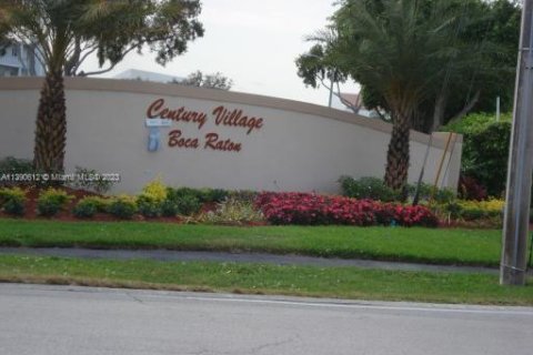 Condo in Boca Raton, Florida, 1 bedroom  № 507564 - photo 1