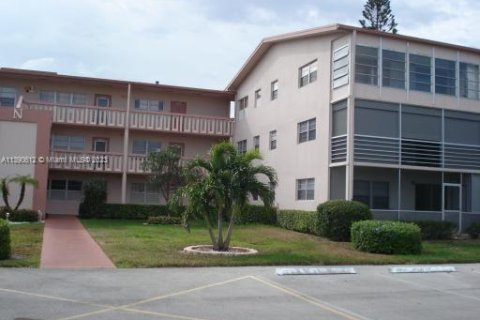 Condominio en venta en Boca Raton, Florida, 1 dormitorio, 55.83 m2 № 507564 - foto 2