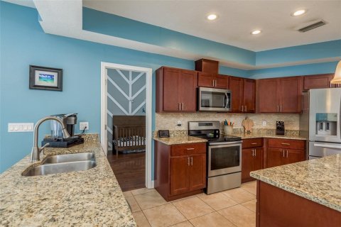 Casa en venta en New Port Richey, Florida, 4 dormitorios, 201.69 m2 № 1370012 - foto 15