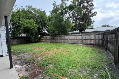 Villa ou maison à louer à Spring Hill, Floride: 2 chambres, 104.79 m2 № 1370276 - photo 12