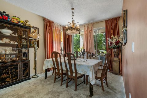 Casa en venta en Pembroke Pines, Florida, 4 dormitorios, 267.56 m2 № 1272145 - foto 7