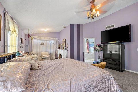 Casa en venta en Pembroke Pines, Florida, 4 dormitorios, 267.56 m2 № 1272145 - foto 16