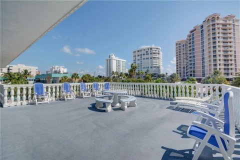 Condo in Lauderdale-by-the-Sea, Florida, 2 bedrooms  № 1177038 - photo 29