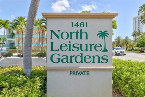 Condo in Lauderdale-by-the-Sea, Florida, 2 bedrooms  № 1177038 - photo 1