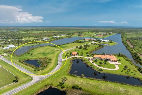 Terreno en venta en Placida, Florida № 1303868 - foto 14