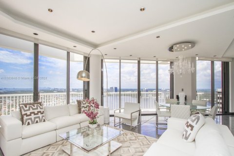 Condo in Aventura, Florida, 3 bedrooms  № 1421407 - photo 1