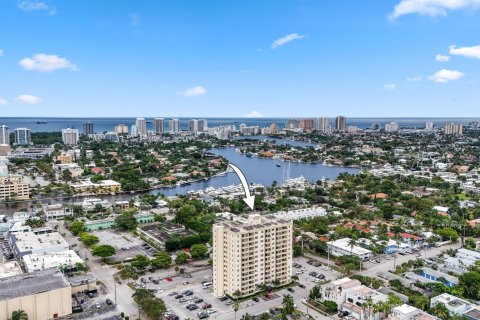 Condo in Fort Lauderdale, Florida, 1 bedroom  № 987369 - photo 1