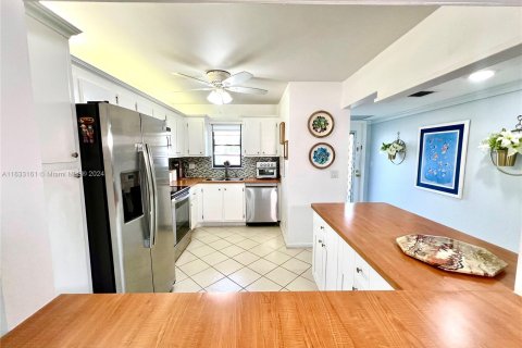 Copropriété à vendre à Deerfield Beach, Floride: 2 chambres, 97.55 m2 № 1294174 - photo 9