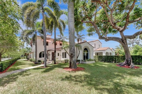 Villa ou maison à vendre à Miami Beach, Floride: 4 chambres, 304.81 m2 № 1294467 - photo 3