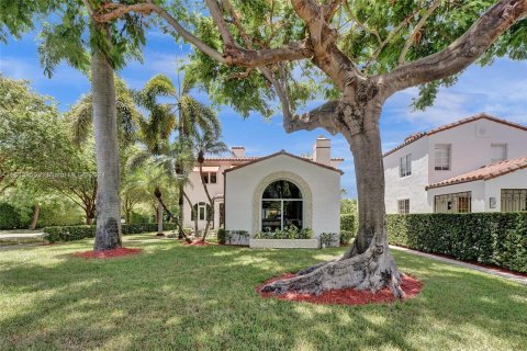 Villa ou maison à vendre à Miami Beach, Floride: 4 chambres, 304.81 m2 № 1294467 - photo 5