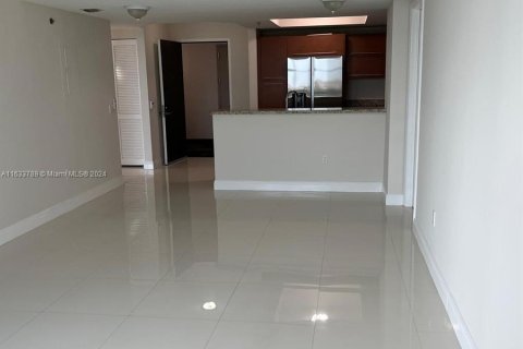 Copropriété à vendre à Sunrise, Floride: 2 chambres, 108.23 m2 № 1294239 - photo 8