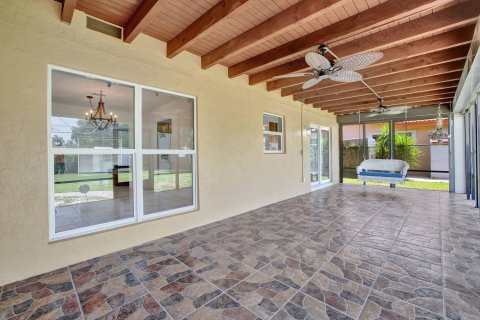 Villa ou maison à vendre à Dania Beach, Floride: 3 chambres, 143.26 m2 № 1171392 - photo 12