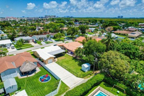 Villa ou maison à vendre à Dania Beach, Floride: 3 chambres, 143.26 m2 № 1171392 - photo 4
