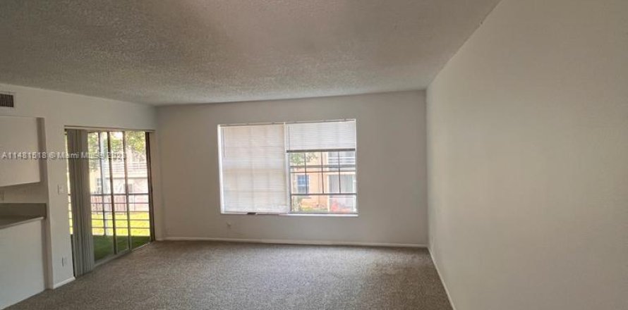 Condo à Lauderhill, Floride, 2 chambres  № 822438