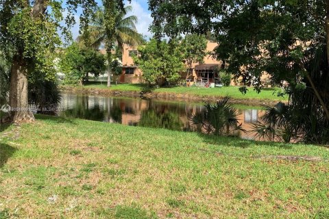 Copropriété à vendre à Lauderhill, Floride: 2 chambres, 81.1 m2 № 822438 - photo 17