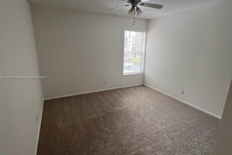 Copropriété à vendre à Lauderhill, Floride: 2 chambres, 81.1 m2 № 822438 - photo 10