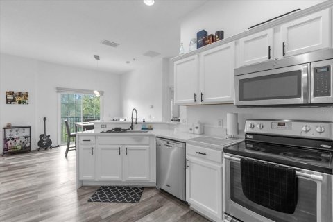 Condo in Orlando, Florida, 2 bedrooms  № 1288708 - photo 6