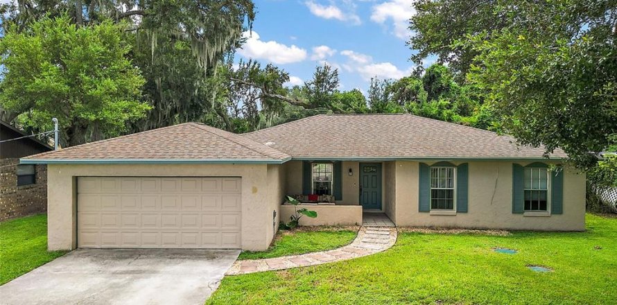 Villa ou maison à Mount Dora, Floride 3 chambres, 127.28 m2 № 1339341