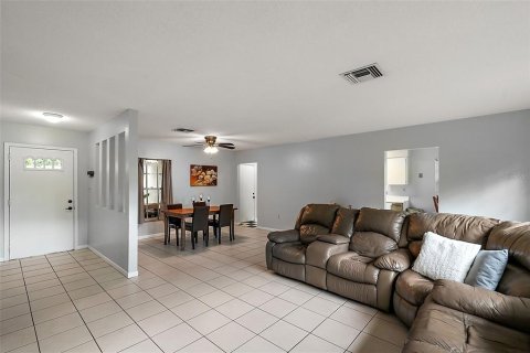 Villa ou maison à vendre à Mount Dora, Floride: 3 chambres, 127.28 m2 № 1339341 - photo 7