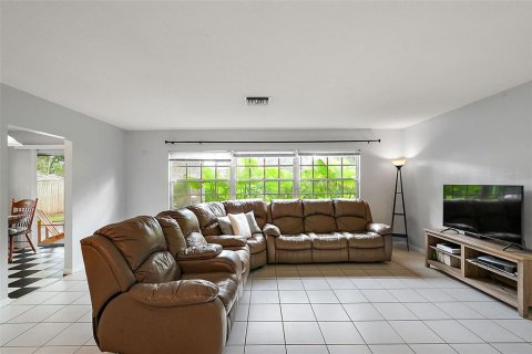 Casa en venta en Mount Dora, Florida, 3 dormitorios, 127.28 m2 № 1339341 - foto 9