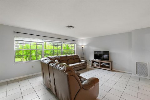 Casa en venta en Mount Dora, Florida, 3 dormitorios, 127.28 m2 № 1339341 - foto 8