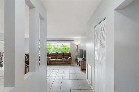 Villa ou maison à vendre à Mount Dora, Floride: 3 chambres, 127.28 m2 № 1339341 - photo 3