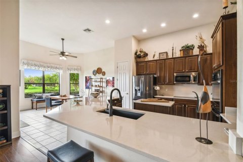 Villa ou maison à vendre à Kissimmee, Floride: 4 chambres, 271 m2 № 1339375 - photo 16