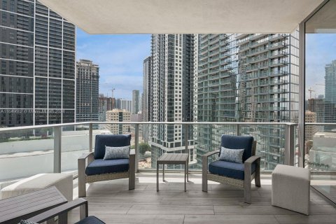 Copropriété à louer à Miami, Floride: 3 chambres, 203.27 m2 № 1356929 - photo 3