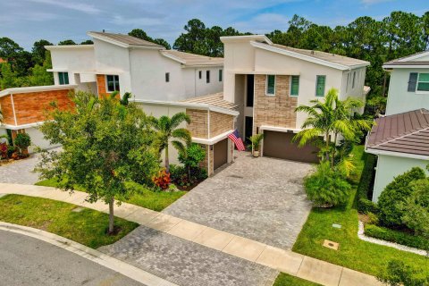 Villa ou maison à vendre à Palm Beach Gardens, Floride: 6 chambres, 449.55 m2 № 544360 - photo 20