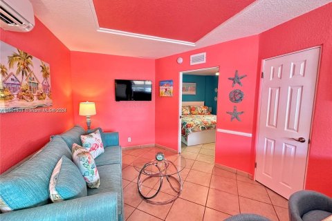 Hotel en venta en Pompano Beach, Florida № 1269210 - foto 18