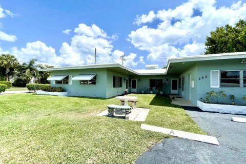 Immobilier commercial à vendre à Deerfield Beach, Floride: 231.05 m2 № 862667 - photo 1