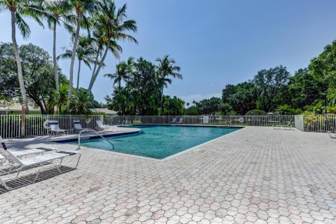 Touwnhouse à vendre à Palm Beach Gardens, Floride: 2 chambres, 107.02 m2 № 862666 - photo 30