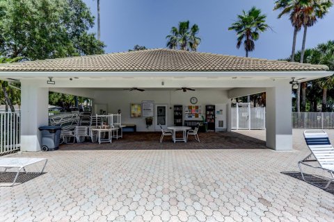 Touwnhouse à vendre à Palm Beach Gardens, Floride: 2 chambres, 107.02 m2 № 862666 - photo 2
