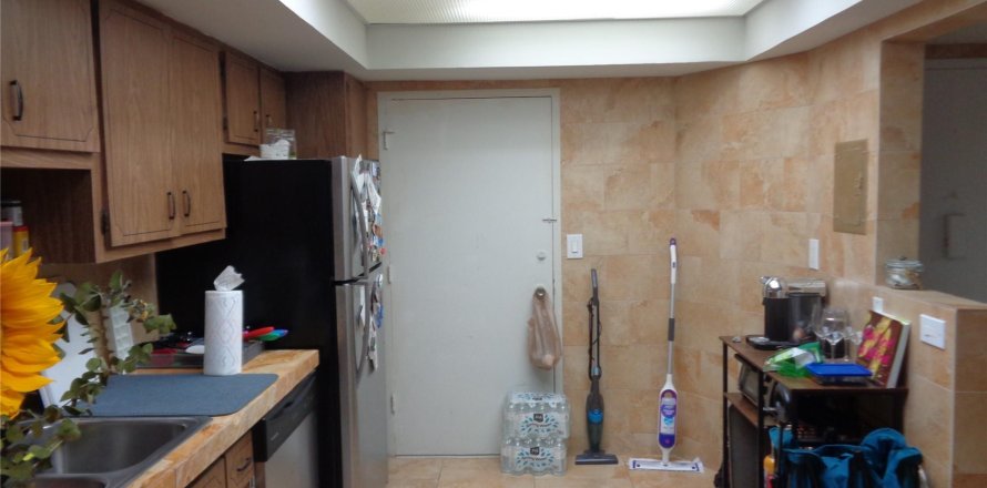 Condo in Miami, Florida, 1 bedroom  № 764885