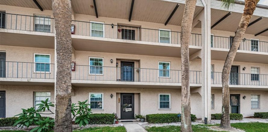 Condominio en Seminole, Florida, 2 dormitorios  № 1338227