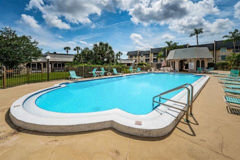 Condominio en venta en Seminole, Florida, 2 dormitorios, 105.91 m2 № 1338227 - foto 2