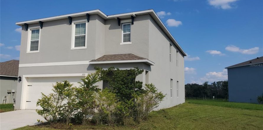 Casa en Davenport, Florida 5 dormitorios, 234.3 m2 № 1273844