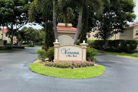 Touwnhouse à vendre à Deerfield Beach, Floride: 2 chambres, 134.34 m2 № 1270793 - photo 1