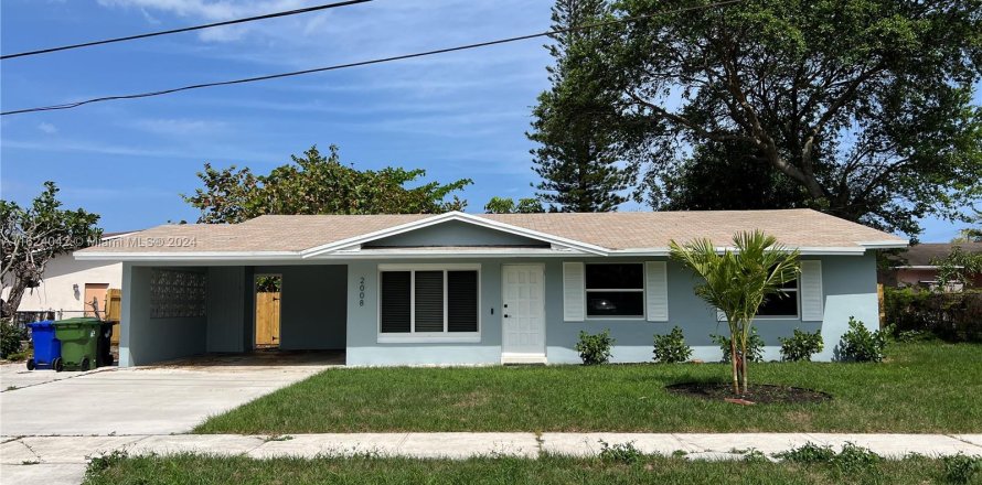 House in Fort Lauderdale, Florida 3 bedrooms, 115.66 sq.m. № 1270700