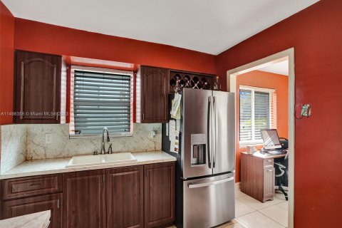 Casa en venta en West Park, Florida, 3 dormitorios, 131.83 m2 № 883705 - foto 7