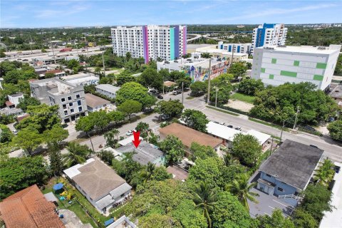 Propiedad comercial en venta en Miami, Florida № 1281942 - foto 4