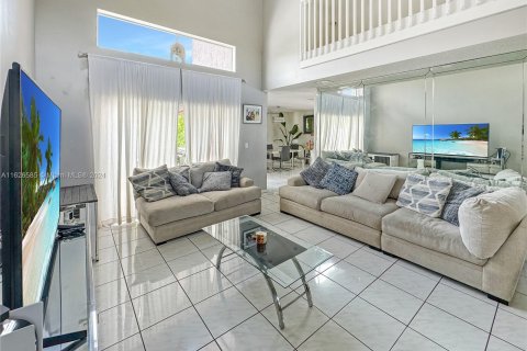 Casa en venta en Miramar, Florida, 4 dormitorios, 218.04 m2 № 1281988 - foto 5