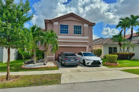 Casa en venta en Miramar, Florida, 4 dormitorios, 218.04 m2 № 1281988 - foto 2