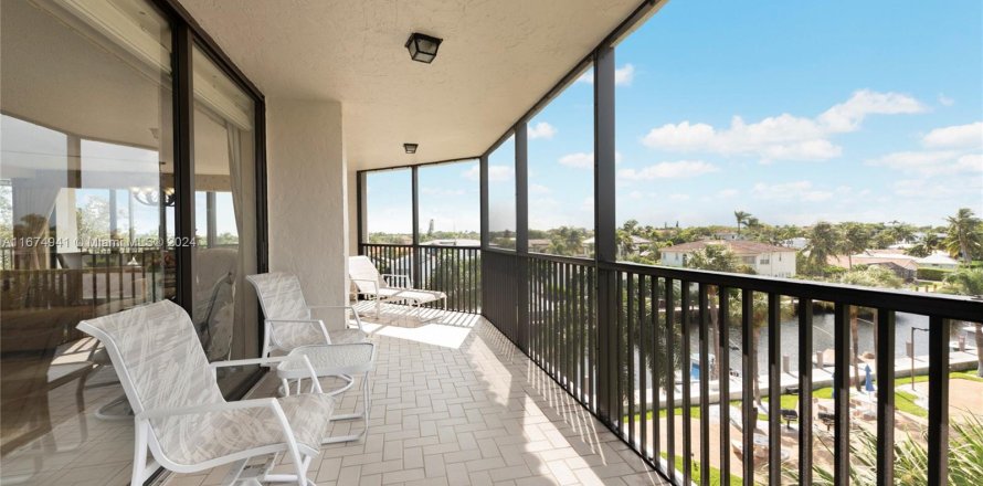 Condominio en Boca Raton, Florida, 3 dormitorios  № 1401446